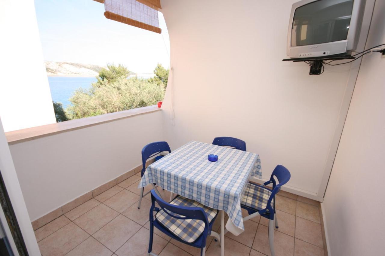 Apartments By The Sea Stara Novalja, Pag - 6301 Экстерьер фото